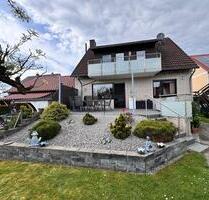Einfamilienhaus mit zusätzlichem Altbau auf großem Grundstück - Gieboldehausen