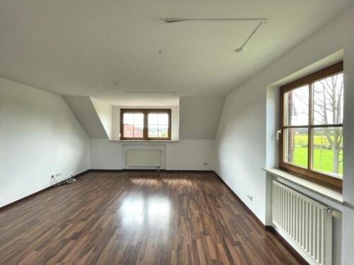 Foto - 4-Zimmer-Maisonette (ca. 102 m²) mit Einbauküche &Garage