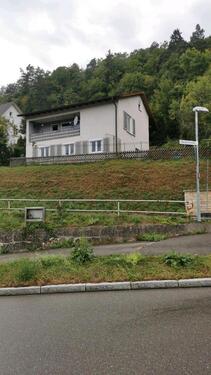 Foto - Einfamilienhaus mit Einliegerwohnung