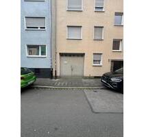 2 Garagen Lagerflächen zu vermieten in Nürnberg