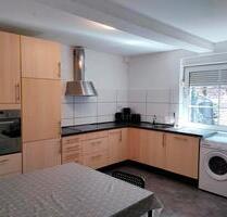 Haus zu vermieten - 1.000,00 EUR Kaltmiete, in Eschershausen (PLZ: 37632)