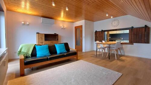 Foto - Sonnige 59 m² Dachgeschosswohnung vollmöbliert zu vermieten