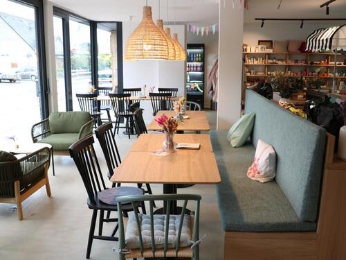 Foto - Schreibtischplätze im Grünen: Café, Terrasse, WLAN inklusive