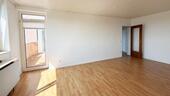 Foto - Renovierte 2-Zimmer-Eigentumswohnung, Südbalkon, Aufzug, Garage
