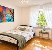 Möblierte vollausgestattete Erdgeschosswohnung - am Wald gelegen - Essen Stadtbezirk II