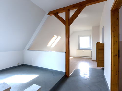 Foto - Wunderschöne und ruhig gelegene Dachgeschosswohnung in Knau