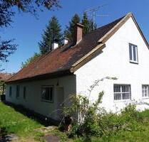 Ca. 750m² Grundstück mit Denkmalhaus im Münchner Osten (PLZ 85540 - Haar