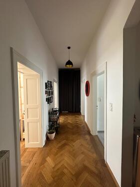 Foto - Charmanter Altbau mit Balkon zum Innenhof - 3 Zimmer, 80qm
