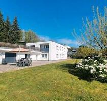 Großzügiges saniertes 1-2 Familienhaus mit 3.012qm Grundstück - Neudenau