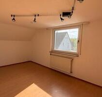 3-Zimmer Wohnung in Roßtal - 890,00 EUR Kaltmiete, in Roßtal (PLZ: 90574)