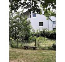 Brinkum: Schöne im Grünen gelegene 2-3 Zimmer DG-Whg. - Stuhr