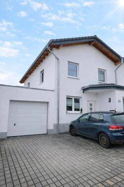 Foto - Einfamilienhaus (Doppelhaushälfte)