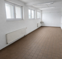 Lager- Bürofläche im EG zu vermieten – 150m² – 97903 Collenberg