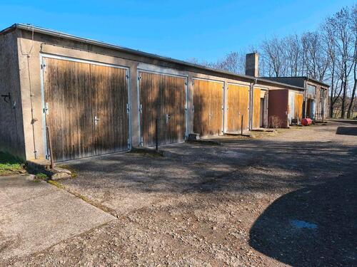 Foto - Garage Lagerfläche in Eschenbergen zu vermieten
