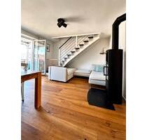 Charmante Haus-im-Haus 4-5 Zimmer Maisonette, Balkon, Kamin, 96qm - Augsburg Bergheim