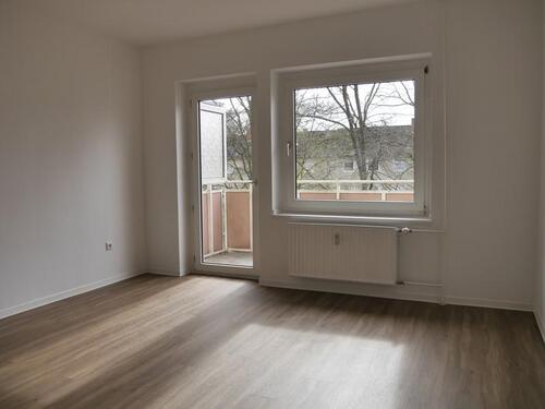 Foto - Schöne 3-Zimmer-Wohnung mit Tageslichtbad und Balkon in Hanau-Großauheim zu vermieten