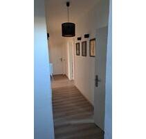 Attraktive, helle 3-Zimmer-Wohnung (95 m²) - Bremen Blumenthal