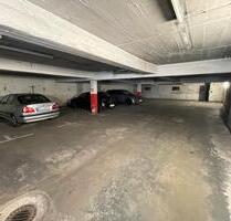 Tiefgaragenstellplatz in der Kölner Altstadt!
