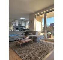 Moderne 3,5-Zimmer-Wohnung mit Balkon und 2 Stellplätzen in 74363 - Güglingen