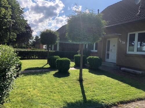 Foto - Haus zur Miete - 1.200,00&nbsp;EUR Kaltmiete, ca.&nbsp; 177,00&nbsp;m&sup2;