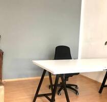 WRITERS DESK IN STUDIO (PRENZLAUER BERGKANZOWSTRASSE) - All-in-Miete - Berlin Pankow