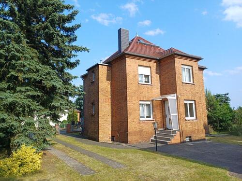 Foto - Schönes Klinkerhaus mit großem Garten (provisionsfrei)