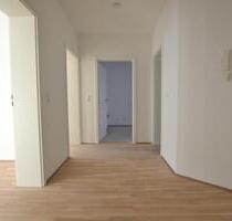 Charmante Altbauwohnung mit Balkon in Zentrumsnähe - Leipzig Ost