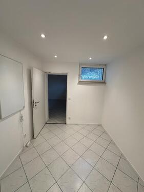 Foto - Mietwohnung 55 m2 Kellerwohnung