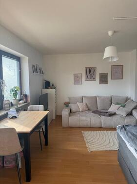 Foto - 1,5 Zimmer-Appartment ab 01.03.26 oder später zu vermieten