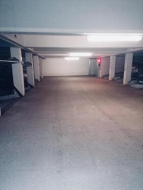 Foto - Tiefgaragenstellplatz Innenstadt