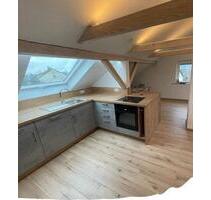Moderne 2,5-Zimmer-Dachgeschosswohnung mit Garten & gehobener Aus - Haßfurt