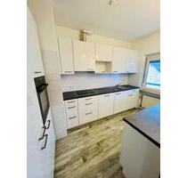 Neue WG – 5 Zimmer in Top-Innenstadtlage mit Balkon & neuer Küche - Rheinfelden (Baden)