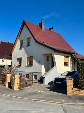 Foto - Familienfreundliches modernes Haus mit Doppelgarage