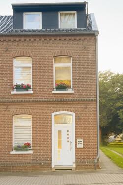 Foto - *Provisionsfrei* Gemütliches Reiheneckhaus in Jüchen-Hochneukirch