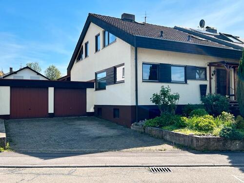 Foto - DHH in KuppenheimOberndorf in zentraler Lage