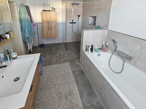 Foto - Hochwertige 4-Raum-Erdgeschosswohnung im Zweitbezug