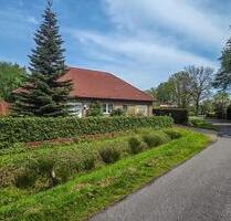 Schönes freistehendes Walmdach Bungalow - Ostrhauderfehn