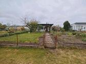 Foto - Kleingarten auf Pachtland in Waren West mit massiver Laube