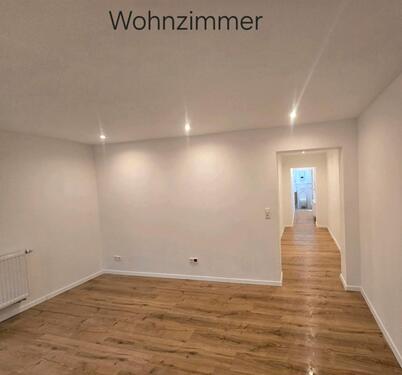 Foto - Neu Sarnierte 2 Zimmer Wohnung 50 qm zentral in Backnang