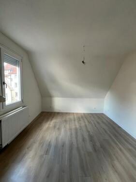 Foto - 2 Zimmer Dachgeschoßwohnung zur Miete in Stuttgart