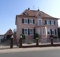 Großzügige 4-Zimmer-Wohnung im Herzen von Herxheim - Herxheim bei Landau/Pfalz