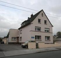 Helle komplett sanierte 5 Zimmer-Wohnung 113 qm + 20 qm Terrasse - Solingen Mitte