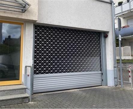 Foto - Tiefgaragenstellplatz - 90,00 EUR Miete,