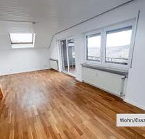 3-Zimmer-Dachgeschosswohnung mit Balkon im 2-Familienhaus - Aichwald