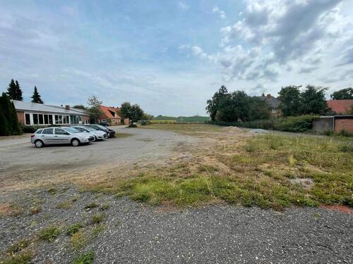 Foto - KFZ Autohandel Stellplätze ab 250m2 direkt an der B51