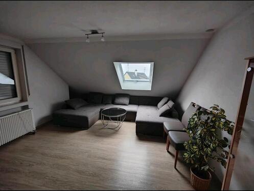 Foto - Dachgeschosswohnung möbiliert - 600,00 EUR Kaltmiete,