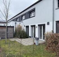 Moderne Erdgeschosswohnung mit Terrasse und Garten in zentraler Lage von Nienburg - Nienburg (Weser)