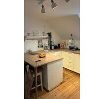 Schöne Dachgeschosswohnung in Oberwürzbach zum 1.2.26 oder später - Sankt Ingbert