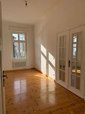 Foto - 4,5 Zimmer Wohneinheit – Altbau