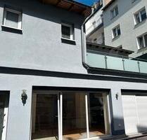 Monteurhaus bis 6 Personen - 2.500,00&nbsp;EUR Kaltmiete, ca.&nbsp; 130,00&nbsp;m&sup2; in Wuppertal (PLZ: 42119) Gemarkung Elberfeld